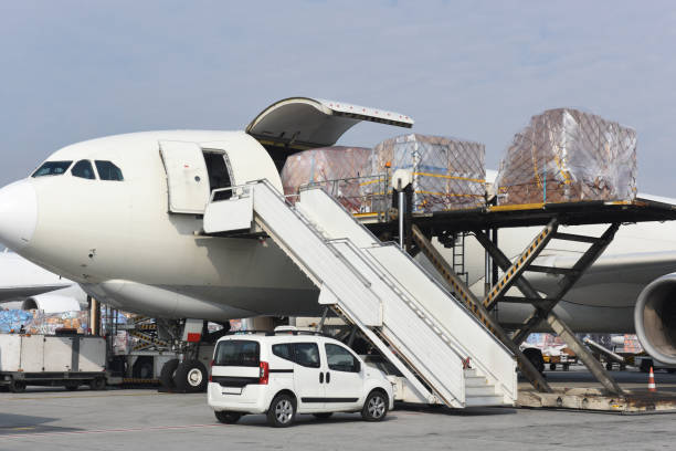 国际航空货运中的班机运输和包机运输有什么区别？